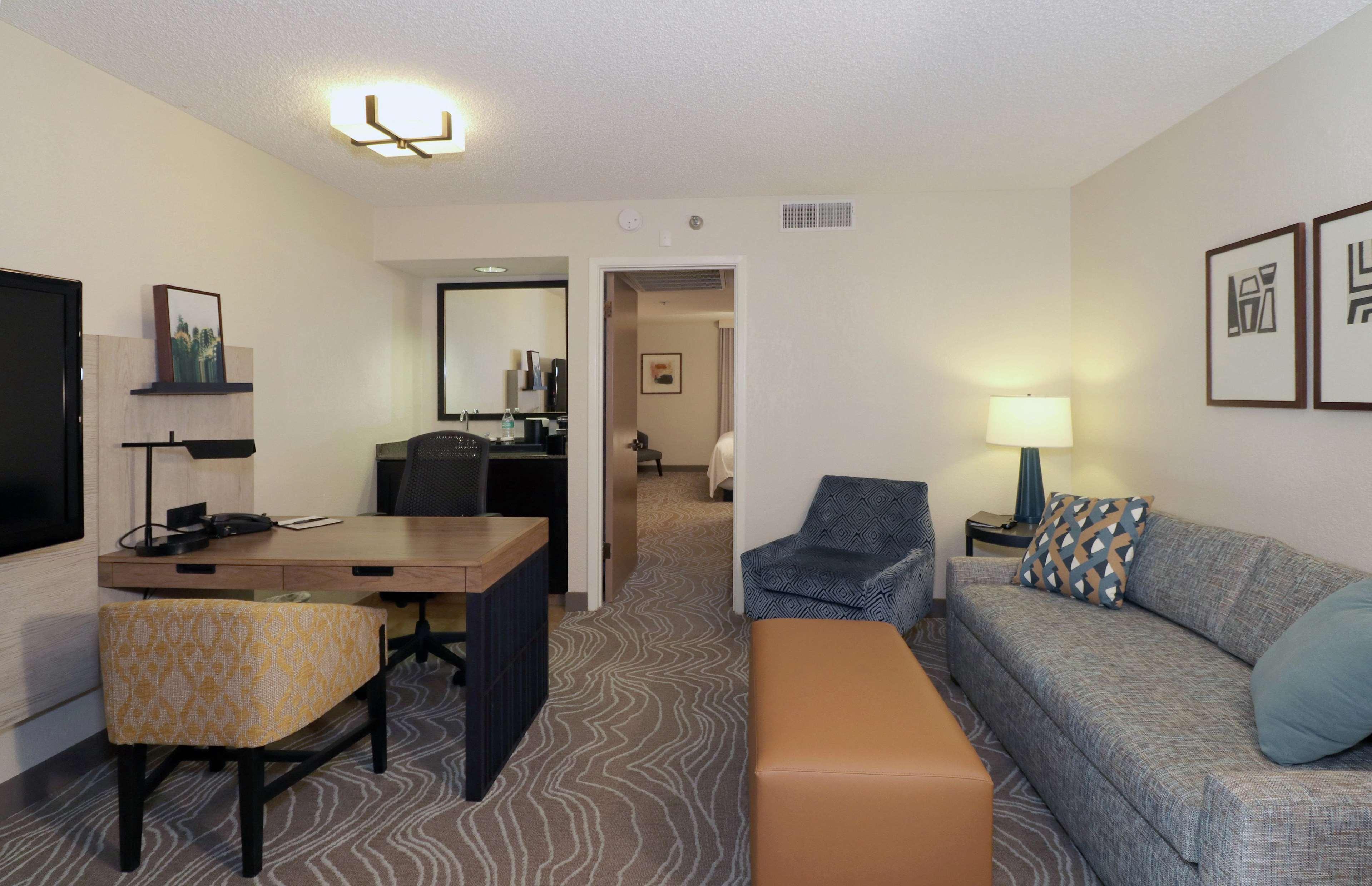 Embassy Suites By Hilton Phoenix Tempe Εξωτερικό φωτογραφία
