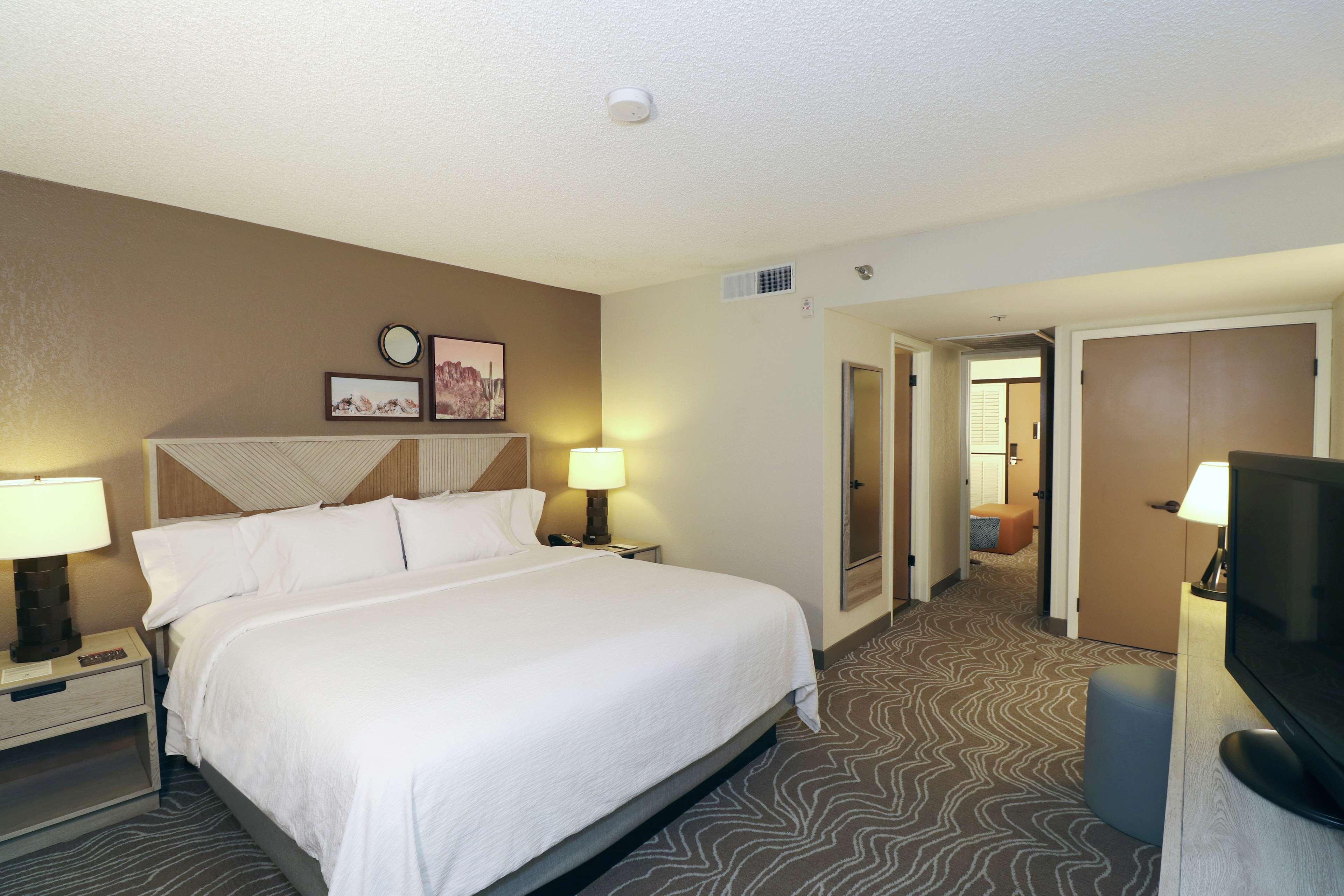 Embassy Suites By Hilton Phoenix Tempe Εξωτερικό φωτογραφία