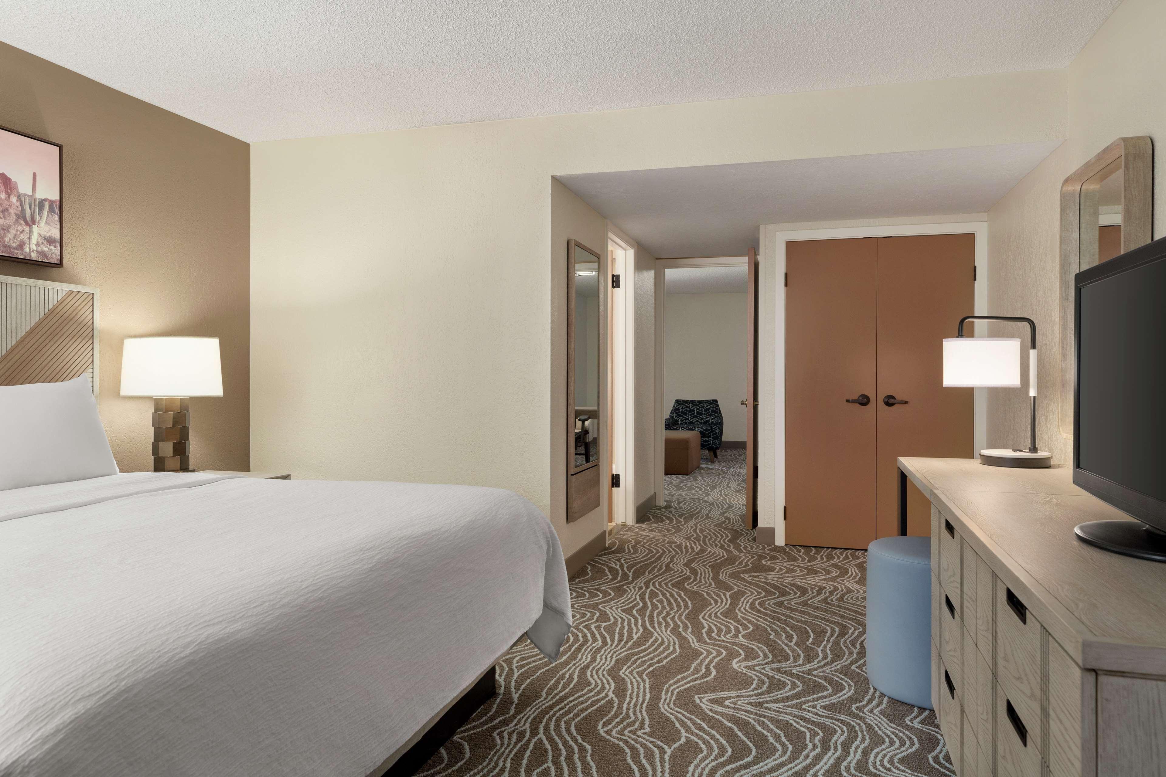 Embassy Suites By Hilton Phoenix Tempe Εξωτερικό φωτογραφία