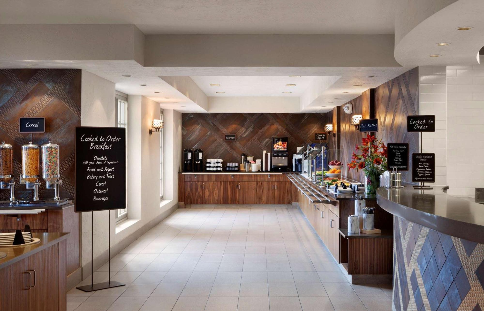 Embassy Suites By Hilton Phoenix Tempe Εξωτερικό φωτογραφία