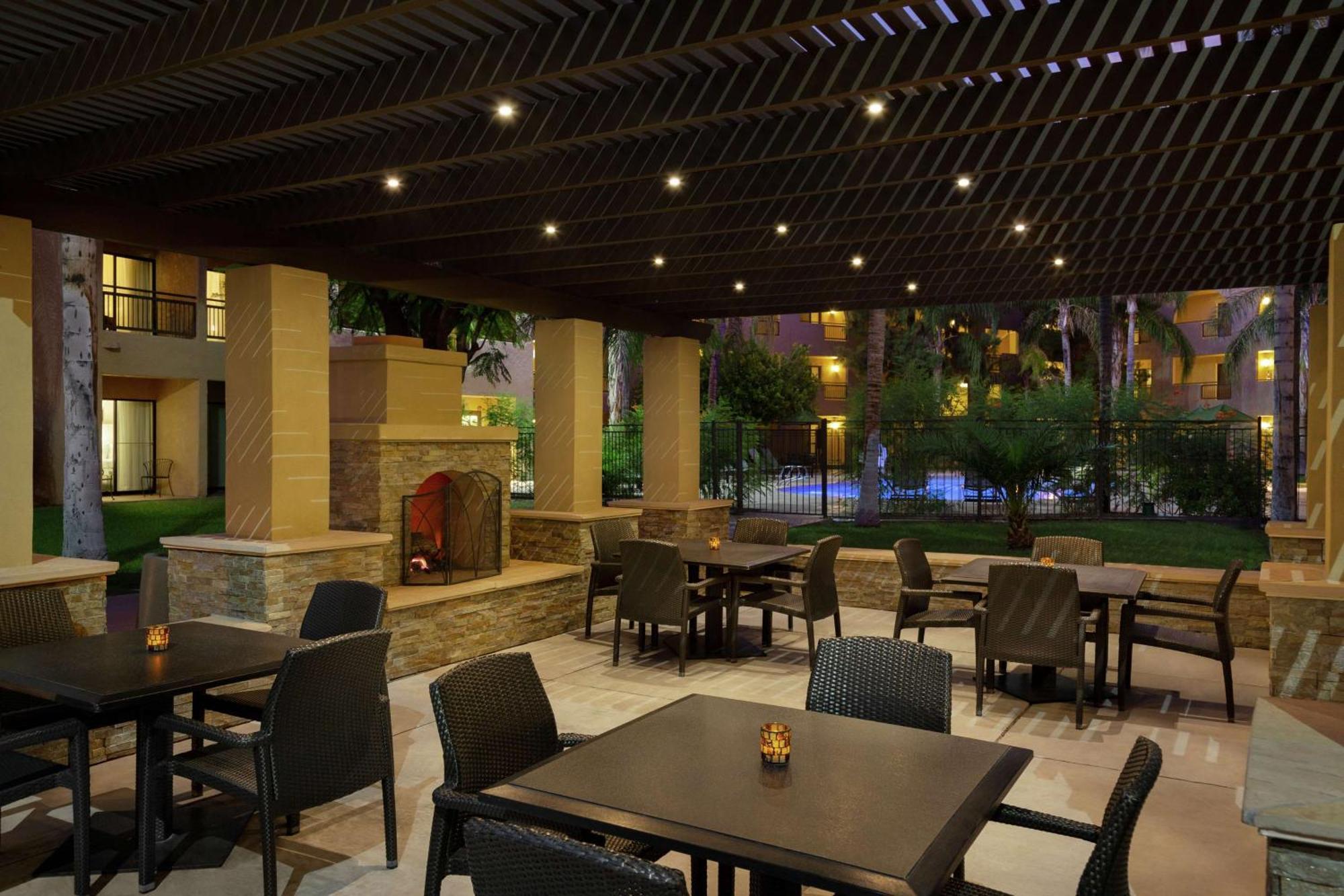 Embassy Suites By Hilton Phoenix Tempe Εξωτερικό φωτογραφία
